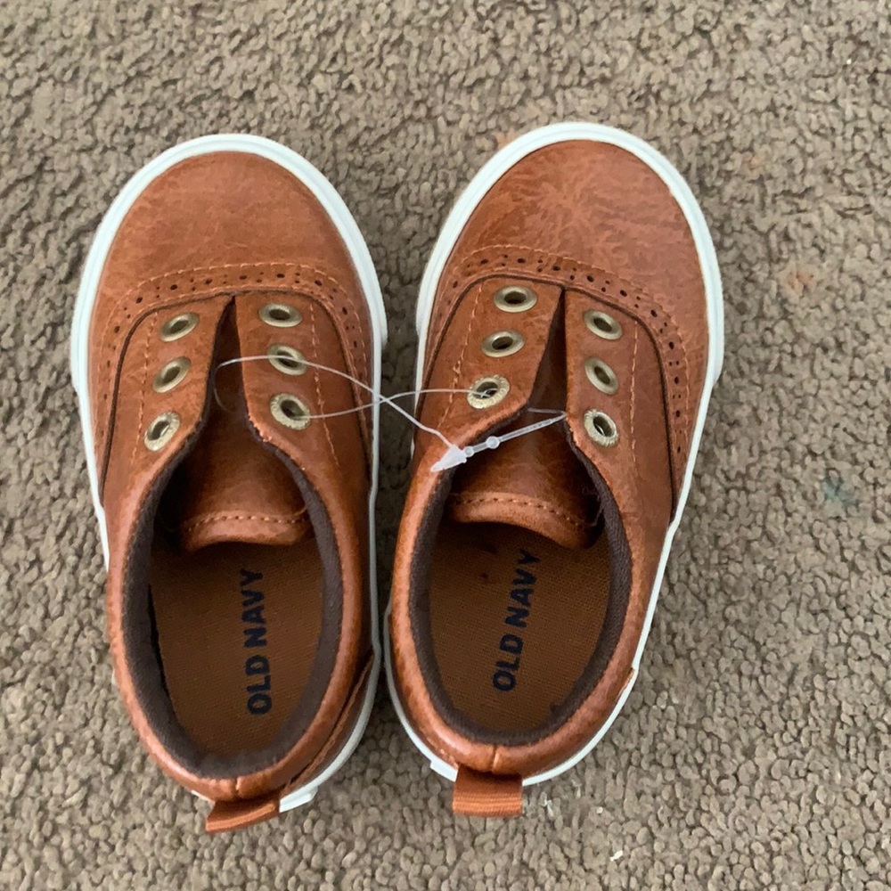Toddler old navy shoes